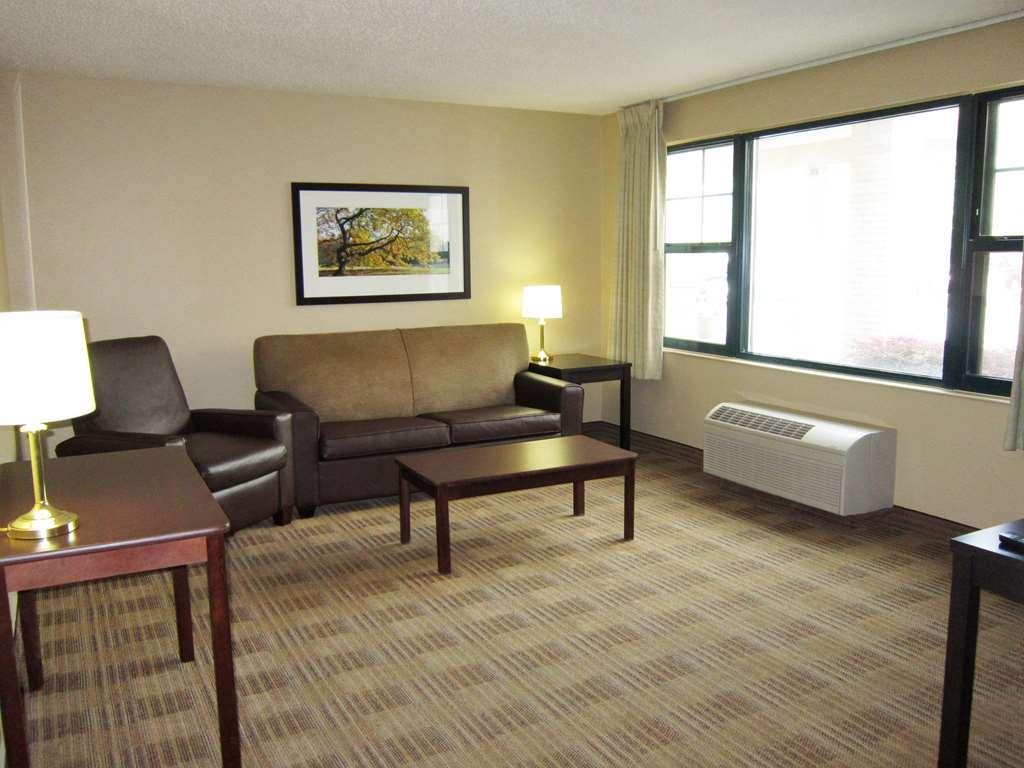 Extended Stay America Select Suites - Detroit - Roseville Phòng bức ảnh