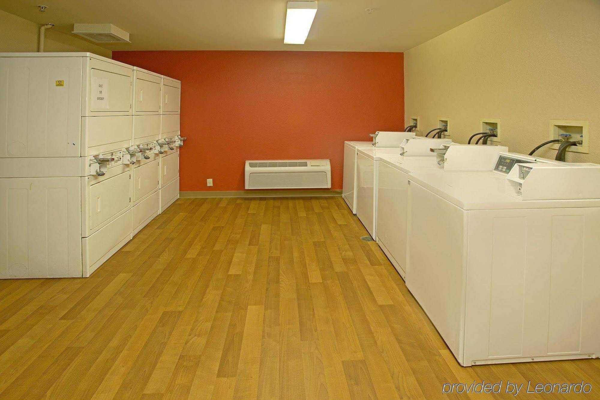 Extended Stay America Select Suites - Detroit - Roseville Ngoại thất bức ảnh